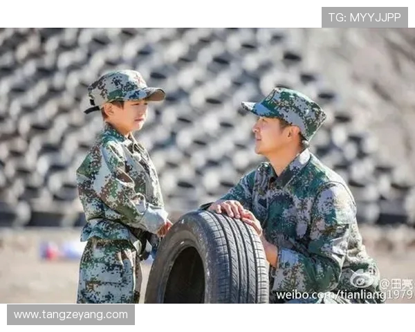 田亮携家人重返大众视野展现奥运冠军退役后温情父子生活