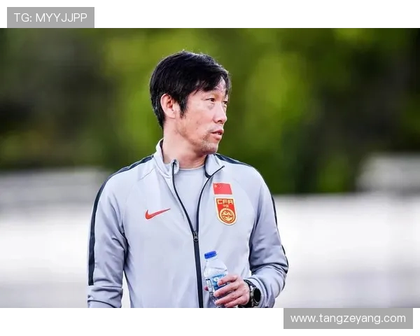 中国足球新帅亮相 目标带领国足冲击世界杯预选赛亚洲区三强