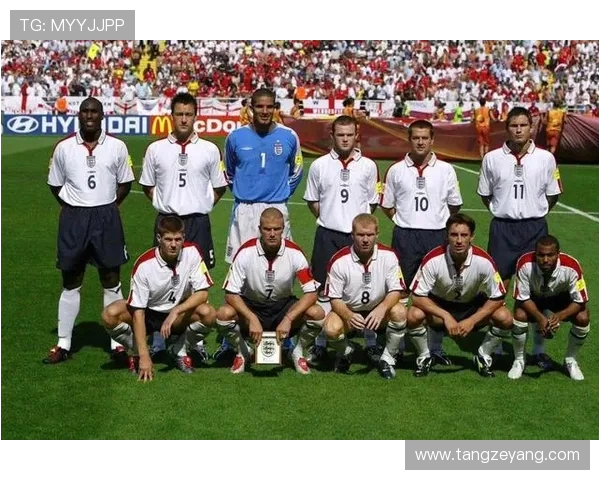 保罗·斯科尔斯：从曼联中场大师到英格兰足球传奇的成长与辉煌