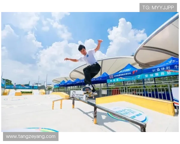 成都滑板队的协作创新与热议滑板文化的融合探索