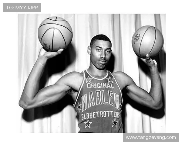 威尔特张伯伦的传奇篮球生涯与他对篮球历史的深远影响