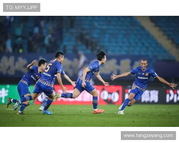 上港与苏宁精彩对决录像回放全程回顾与精彩瞬间分析