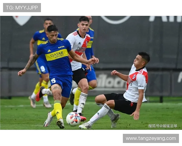 国民队与奥林匹亚的巅峰对决展现足球魅力与团队精神的精彩碰撞